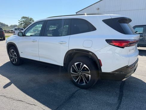Used 2026 Buick Enclave Sport Touring AWD/4WD image 4
