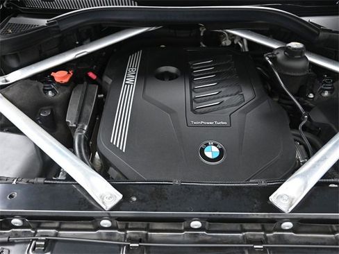 Used 2019 BMW X7 xDrive40i w/ Premium Package image 32