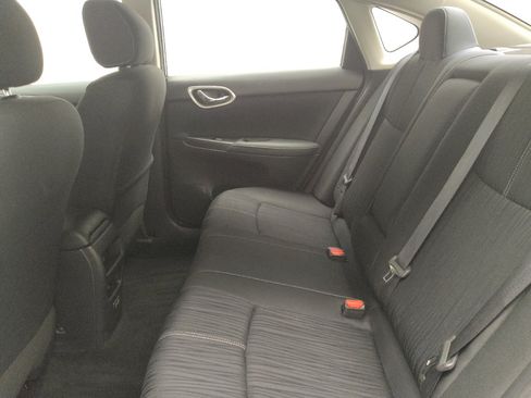 Used 2017 Nissan Sentra SV FWD image 18