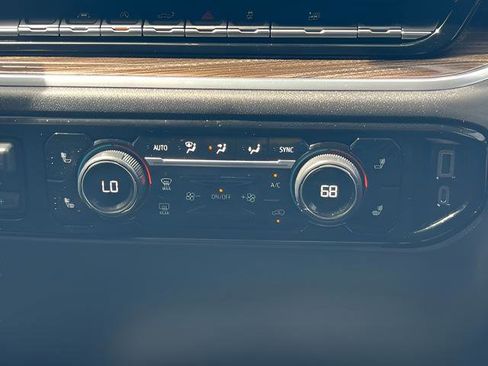 Used 2023 Chevrolet Silverado 1500 LT w/ Protection Package image 28