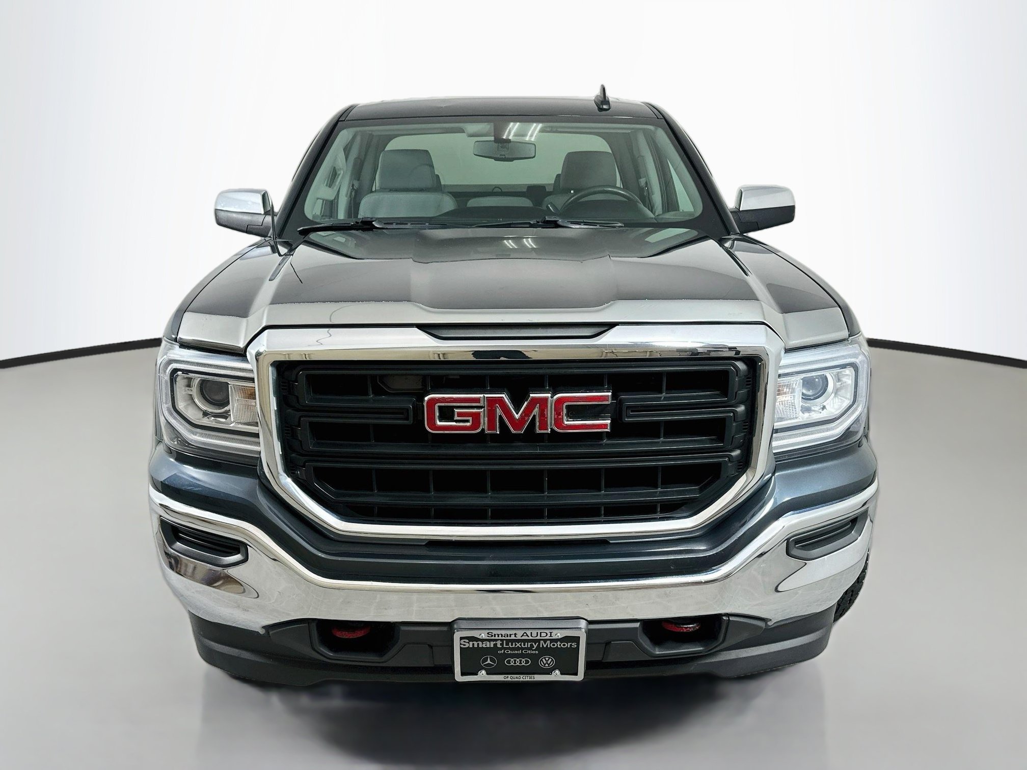 Used 2017 GMC Sierra 1500 4x4 Double Cab w/ Sierra Convenience Package image 2
