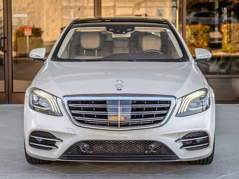 Used 2018 Mercedes-Benz S 560 Sedan image 5