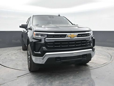 Used 2024 Chevrolet Silverado 1500 LT AWD/4WD image 5