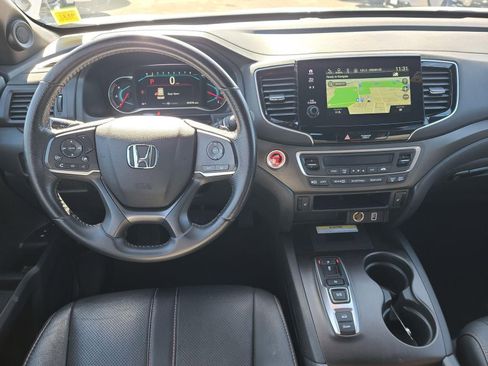 Used 2022 Honda Pilot TrailSport image 14