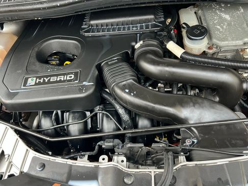Used 2017 Ford C-MAX SE w/ Equipment Group 202A FWD image 34