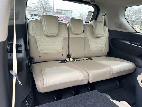 New 2026 Nissan Armada Platinum Reserve image 15