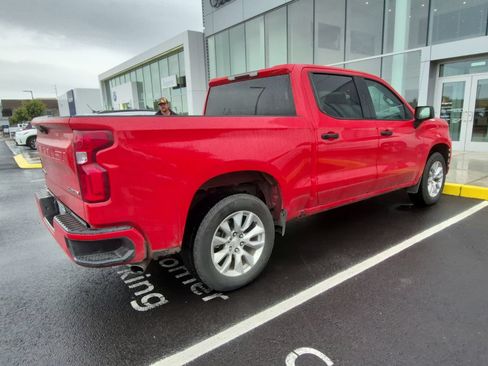 Used 2019 Chevrolet Silverado 1500 Custom w/ Infotainment Package RWD image 4