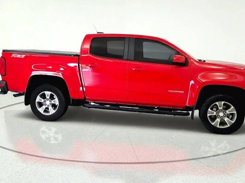 Used 2018 Chevrolet Colorado Z71 AWD/4WD image 10