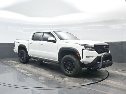 Used 2023 Nissan Frontier PRO-4X w/ Pro Convenience Package image 9