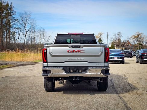 New 2026 GMC Sierra 2500 SLT w/ Max Trailering Package AWD/4WD image 5