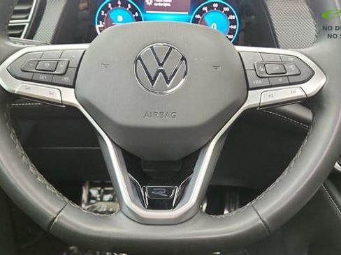 Used 2025 Volkswagen Atlas Cross Sport SEL Premium R-Line image 44