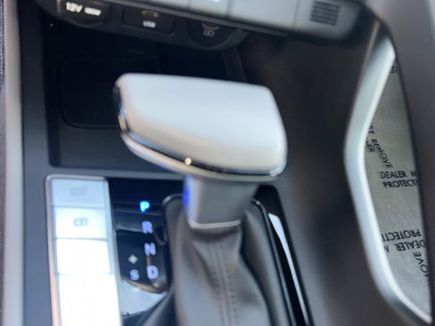 Certified 2025 Hyundai Elantra Sport w/ Cargo Package image 17