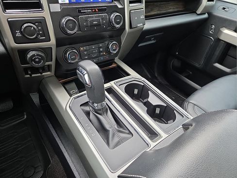 Used 2020 Ford F150 Lariat AWD/4WD image 25