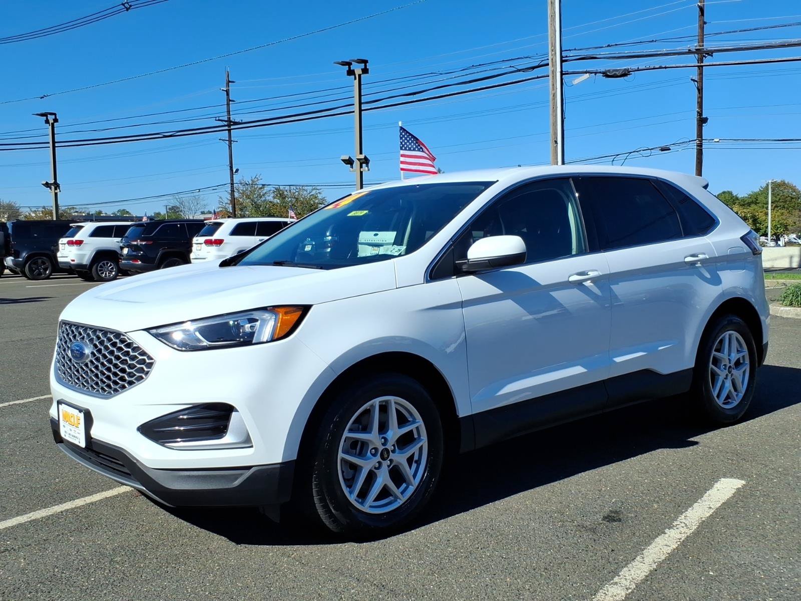 Used 2024 Ford Edge SEL AWD/4WD image 3