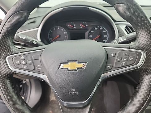 Used 2023 Chevrolet Malibu LT image 14