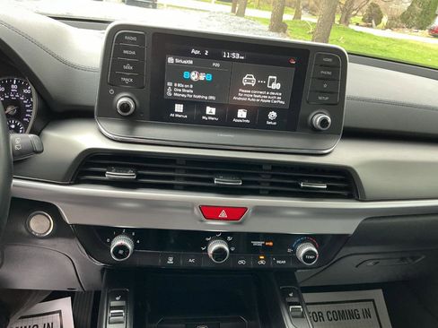 Used 2020 Kia Telluride S image 15