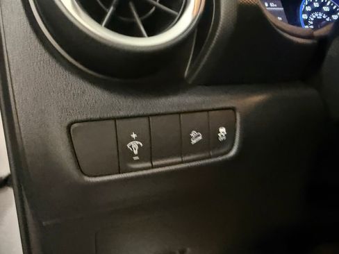 Certified 2022 Hyundai Kona SEL image 39