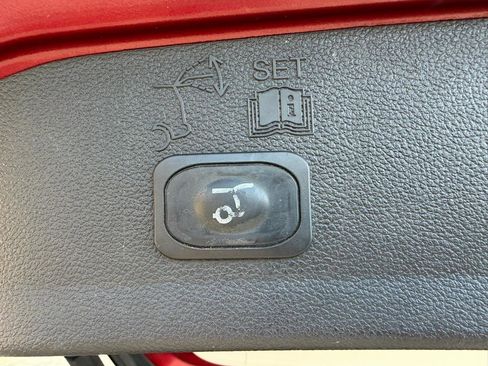 Used 2018 Ford Escape SEL image 7