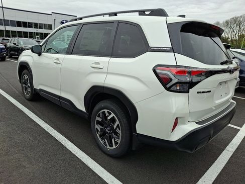New 2026 Subaru Forester Premium AWD/4WD image 3