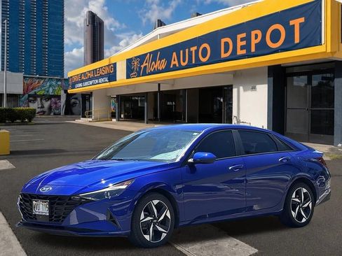 Used 2023 Hyundai Elantra SEL w/ Convenience Package FWD image 1