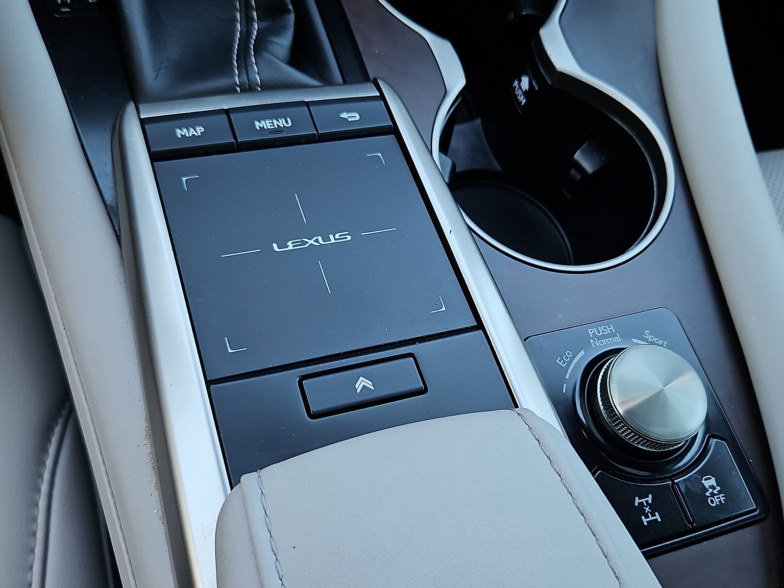 Used 2020 Lexus RX 350 AWD w/ Premium Package image 16