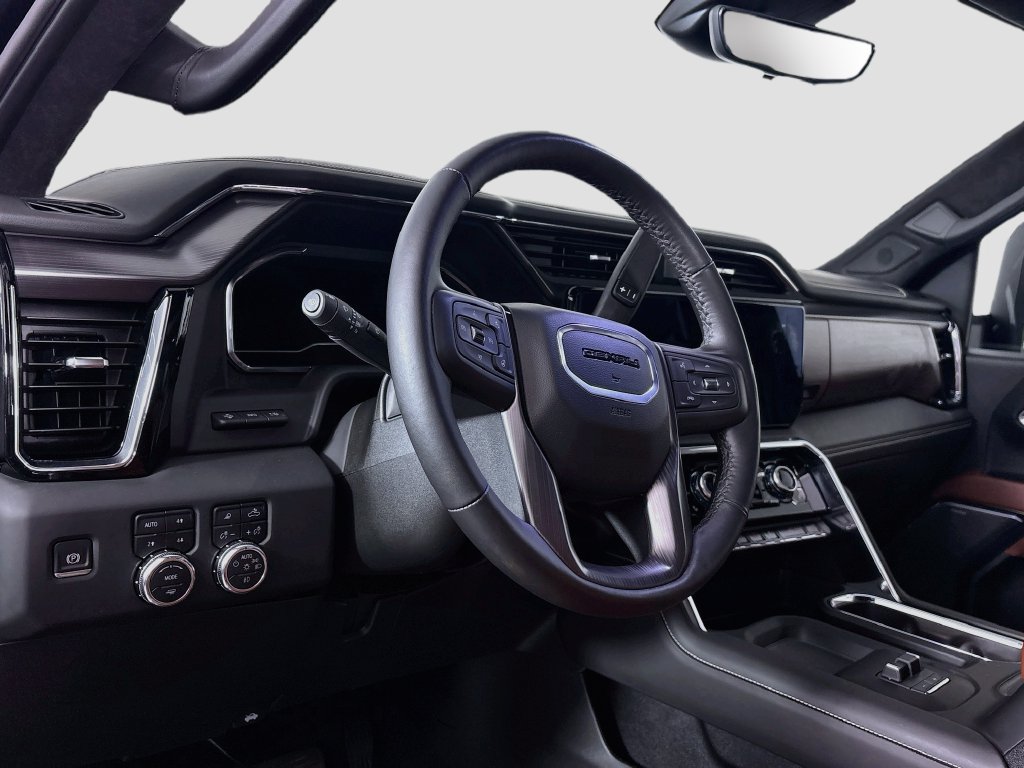 Certified 2025 GMC Sierra 3500 Denali Ultimate AWD/4WD image 11