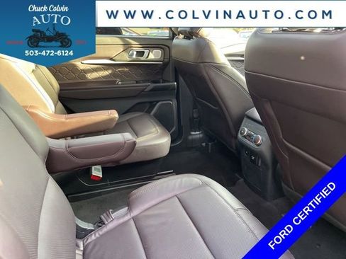 Certified 2025 Ford Explorer Platinum w/ LUX Leather Package image 19
