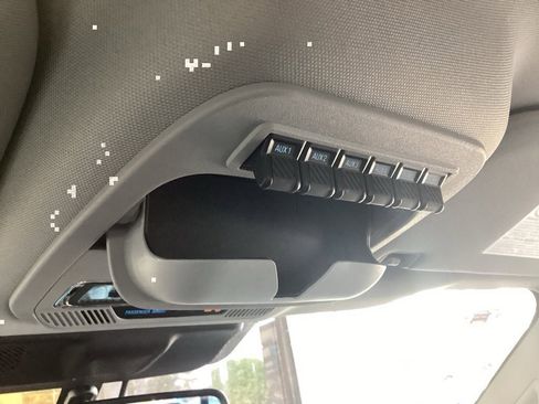 Used 2023 Ford F250 Lariat w/ Chrome Package image 69