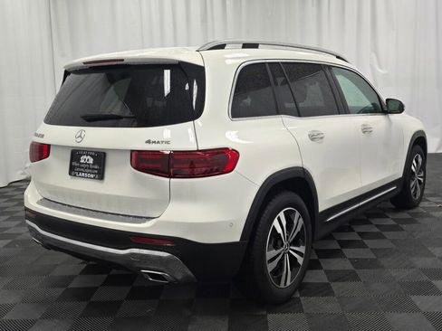 Used 2025 Mercedes-Benz GLB 250 4MATIC image 6