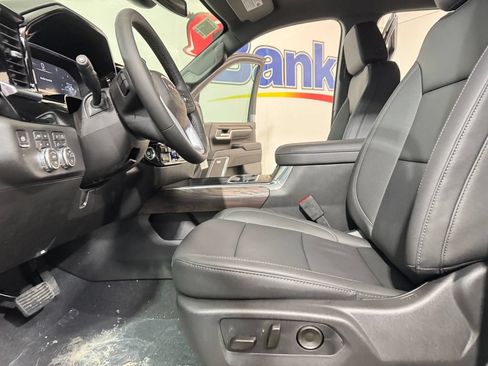 New 2026 GMC Sierra 2500 SLT w/ SLT Convenience Package AWD/4WD image 10