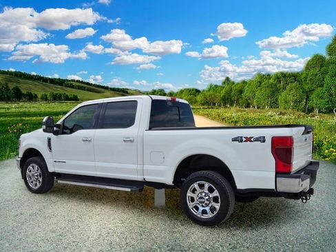 Used 2022 Ford F250 Lariat w/ Lariat Ultimate Package AWD/4WD image 4