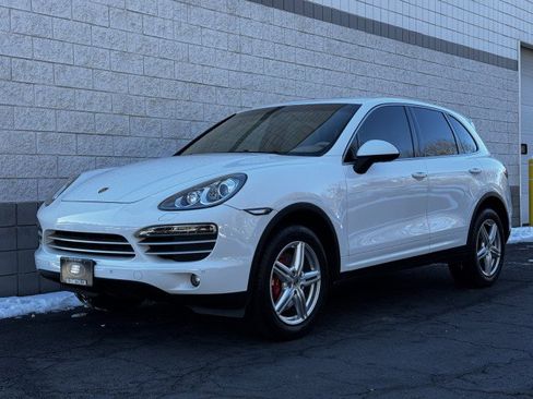 Used 2014 Porsche Cayenne Platinum Edition image 1