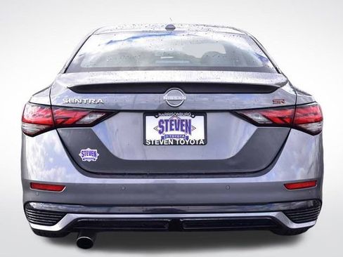 Used 2025 Nissan Sentra SR w/ SR Premium Package image 8