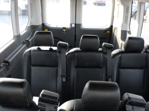 Used 2023 Ford Transit 350 XLT image 13