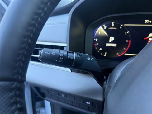 New 2026 Mitsubishi Outlander SEL image 14