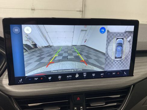 New 2024 Ford Escape SE w/ PHEV Premium Package image 5