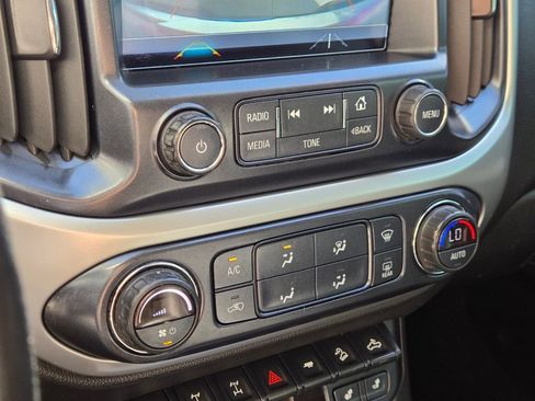 Used 2018 Chevrolet Colorado ZR2 image 27