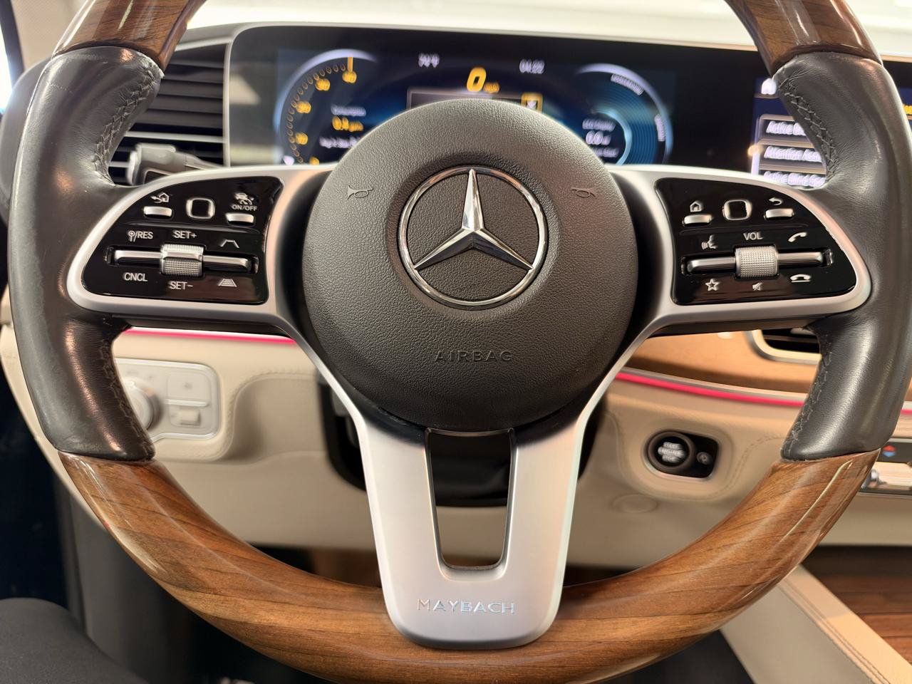 Used 2020 Mercedes-Benz GLS 450 4MATIC image 15