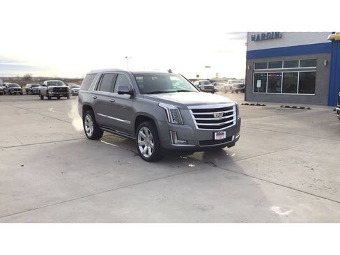 Used 2020 Cadillac Escalade Premium Luxury AWD/4WD image 8