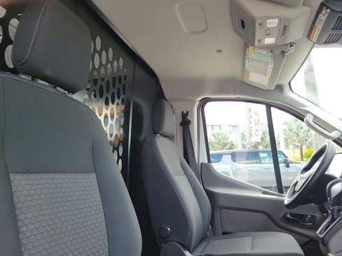 Used 2025 Ford Transit 250 Low Roof w/ Exterior Upgrade Package RWD image 14
