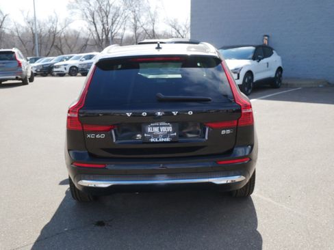 Certified 2023 Volvo XC60 B5 Plus w/ Climate Package AWD/4WD image 6