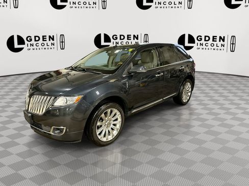 Used 2013 Lincoln MKX AWD image 4