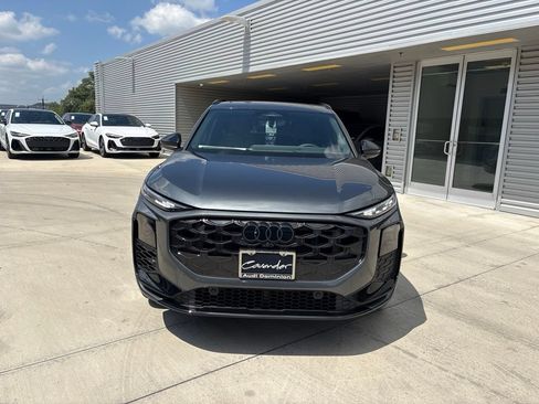 Used 2026 Audi Q3 quattro 2.0T w/ Technology Package AWD/4WD image 2