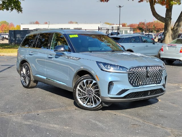 Used 2025 Lincoln Aviator Reserve w/ Equipment Group 201A AWD/4WD image 32
