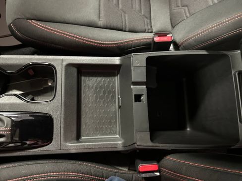Used 2025 Nissan Frontier PRO-4X w/ Interior Protection Package AWD/4WD image 19