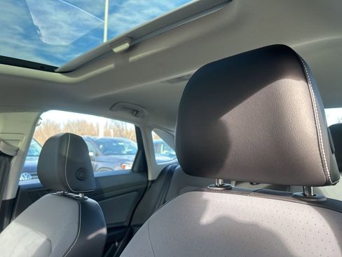 New 2026 Volkswagen Jetta SE image 22