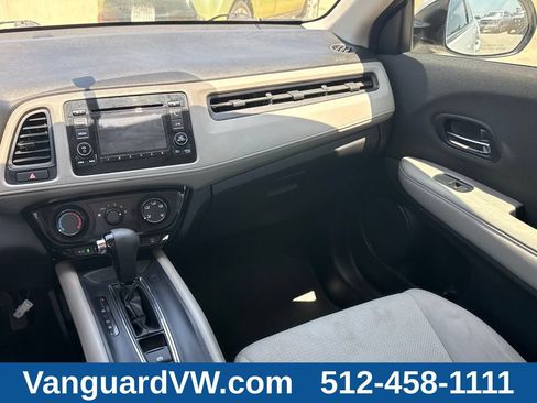 Used 2019 Honda HR-V LX image 26