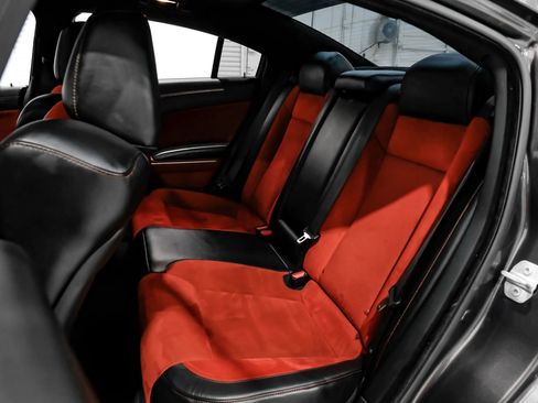 Used 2019 Dodge Charger Scat Pack w/ Dynamics Package RWD image 49