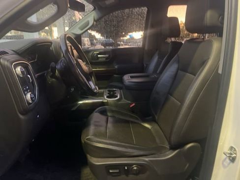 Used 2020 GMC Sierra 1500 SLT image 12