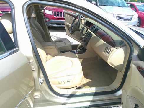 Used 2006 Buick Lucerne CXS w/ Driver Confidence Package image 6
